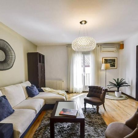 Big Stylish And Modern Apartment In Madrid Centre Экстерьер фото